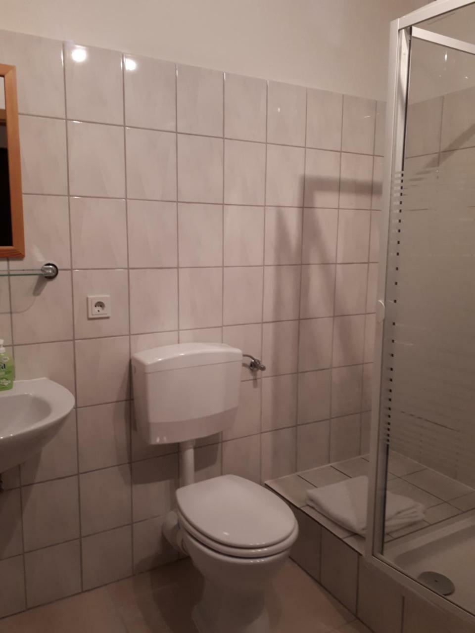Herberg Die Alte Schleuse Manderscheid Εξωτερικό φωτογραφία